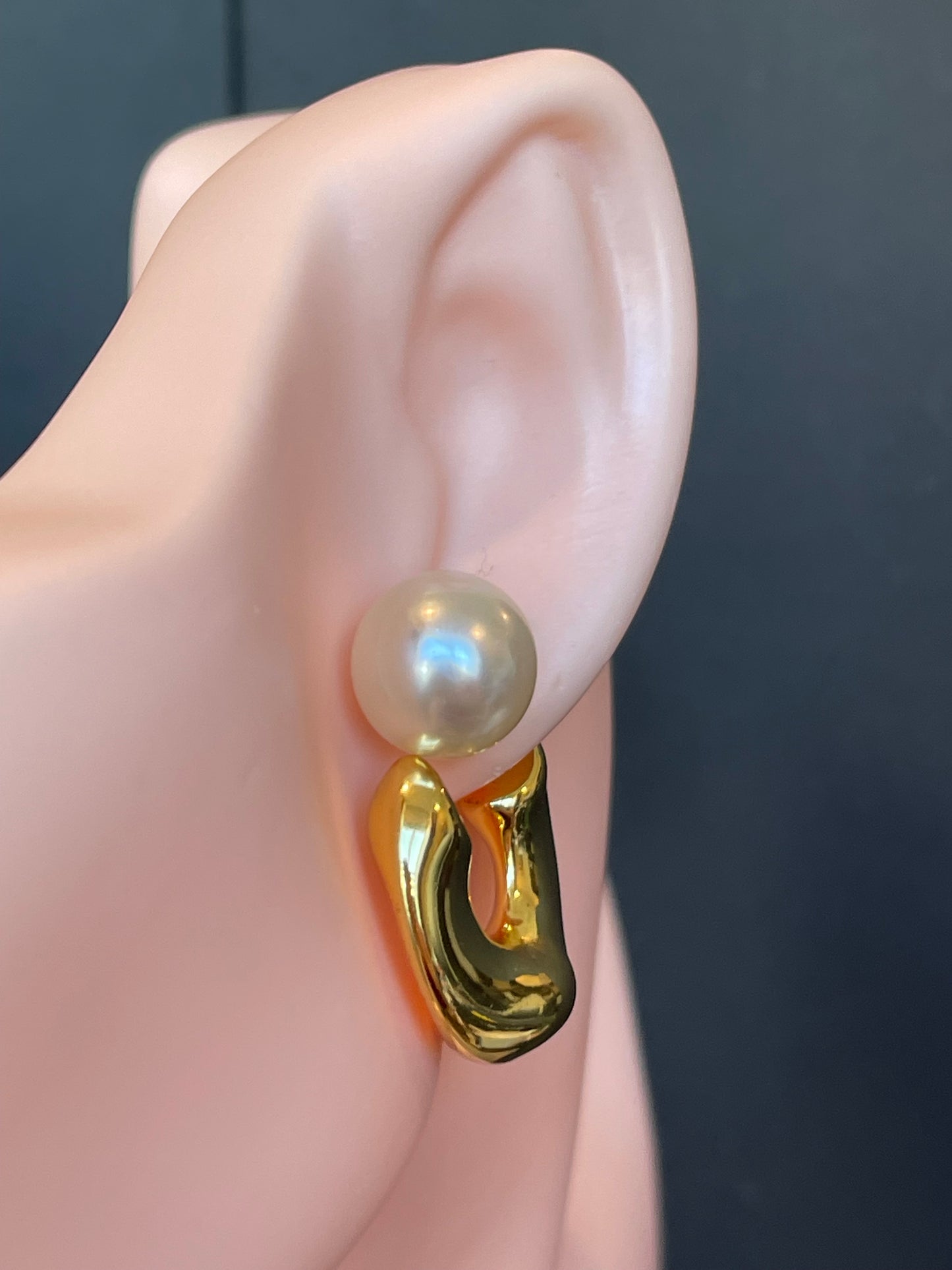 Organic Irregular Tube Hoop Earring