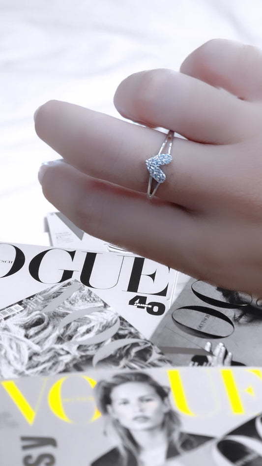 V Shape Heart Rhodium Ring