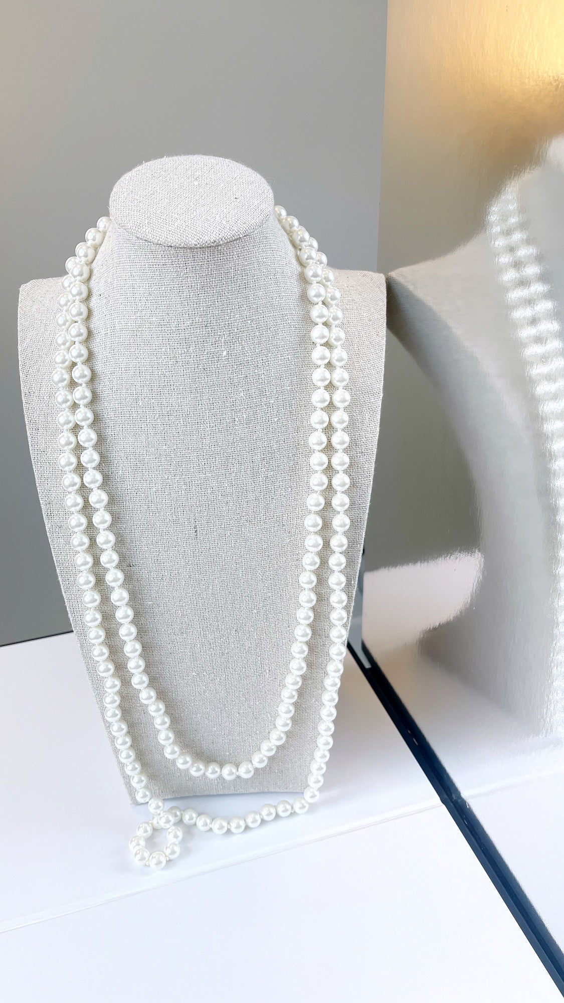 Shell Pearl Long Necklace