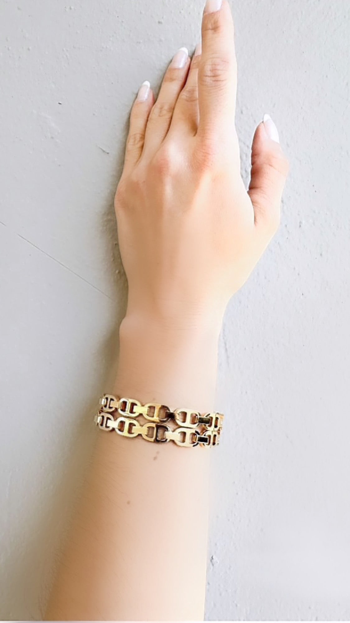 H Designer Link Bangle Bracelet