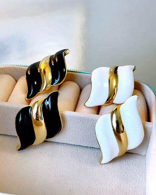 Lux Enamel Wave Earring