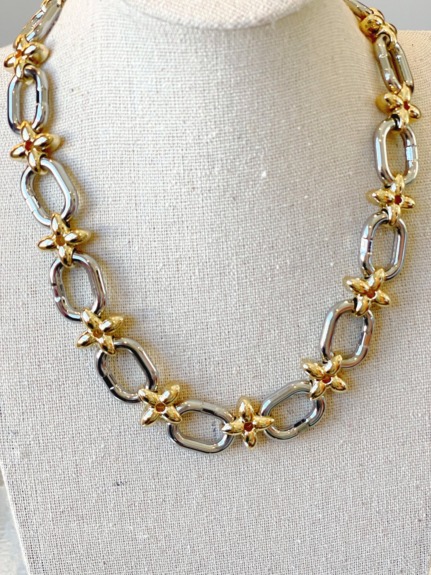 15MM LV Inspiration Link Necklace