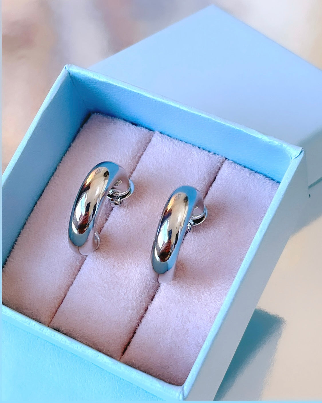 Small Rhodium Tube Hoop