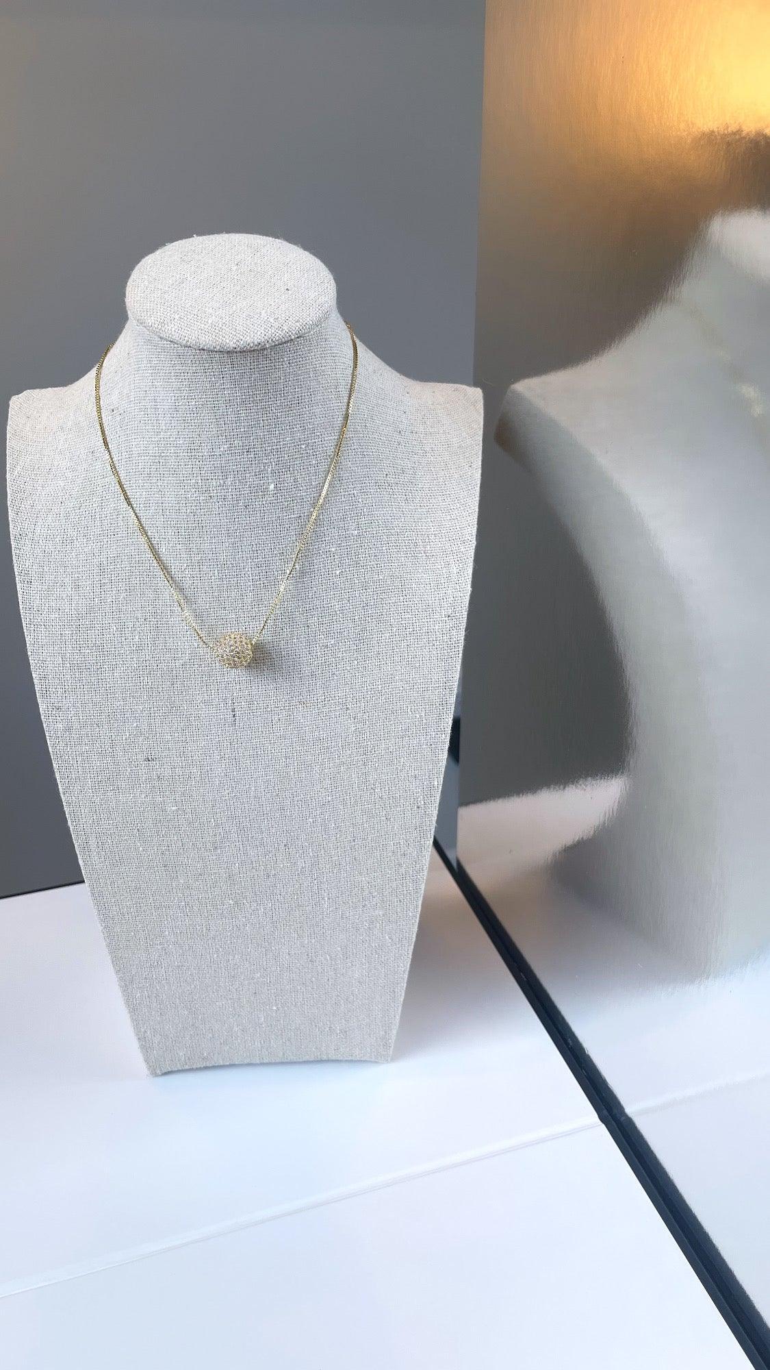Adjusting Zirconia Ball Necklace