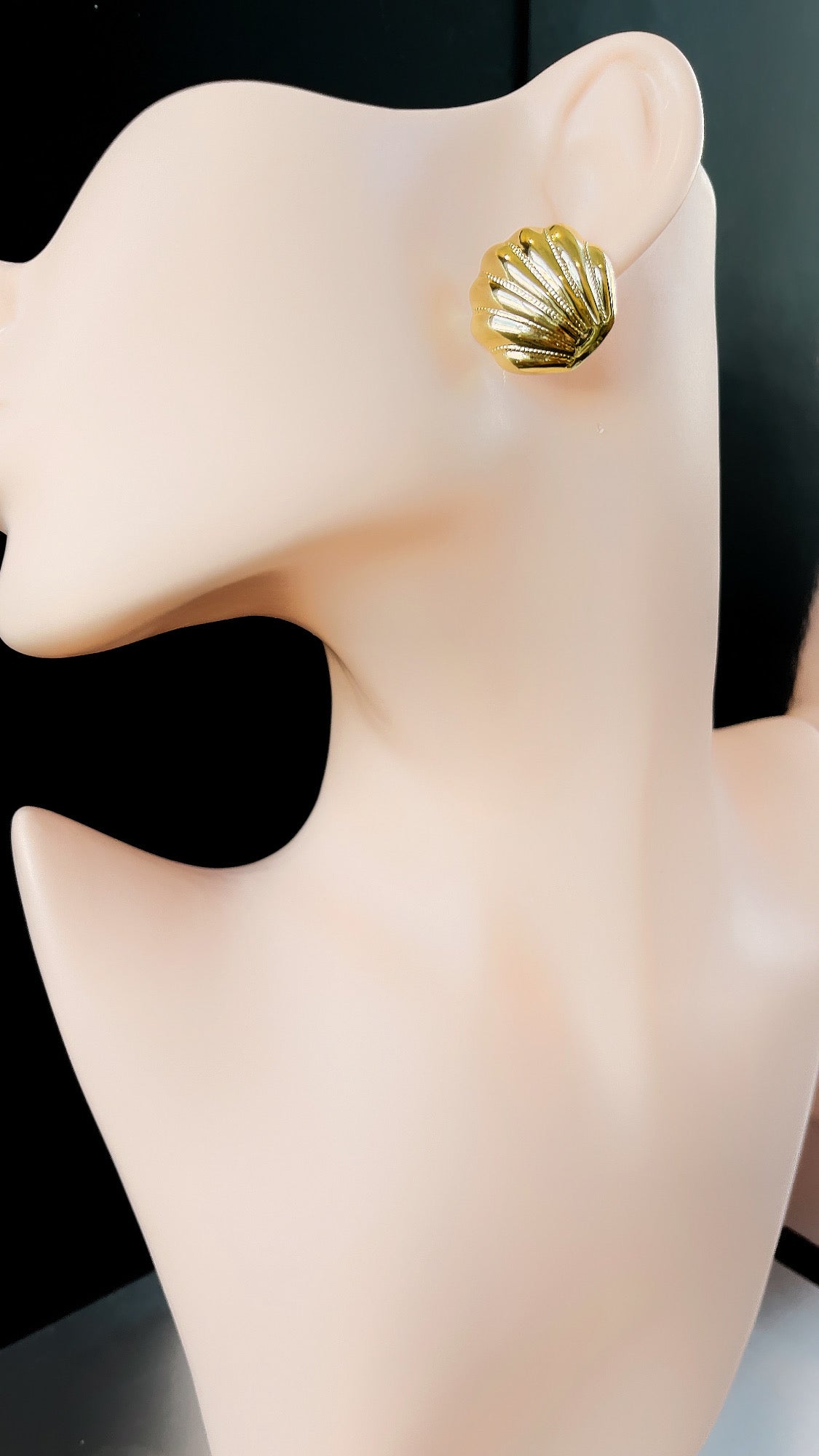 Seashell Earring