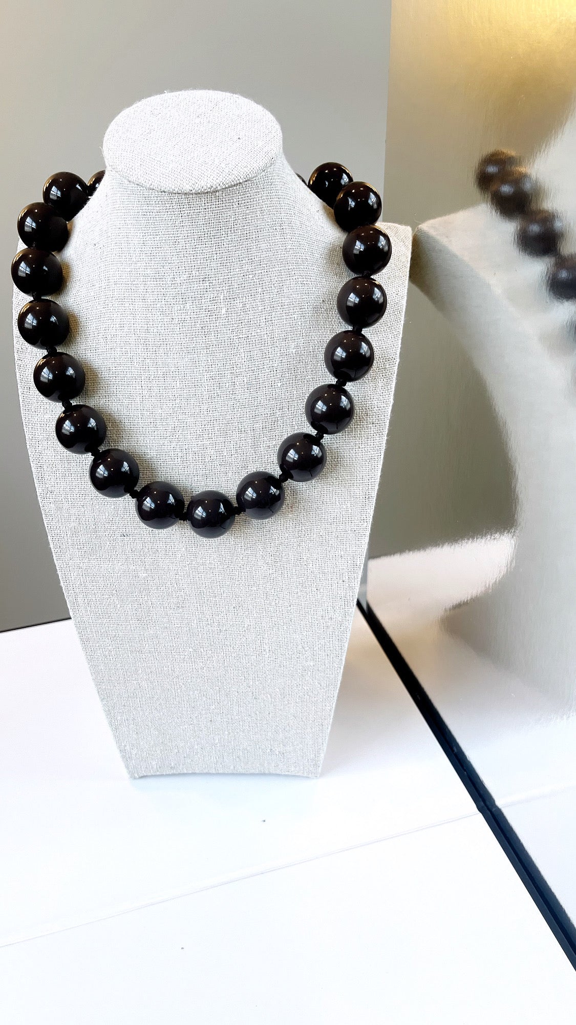 Resin 20MM Brown Balls Necklace