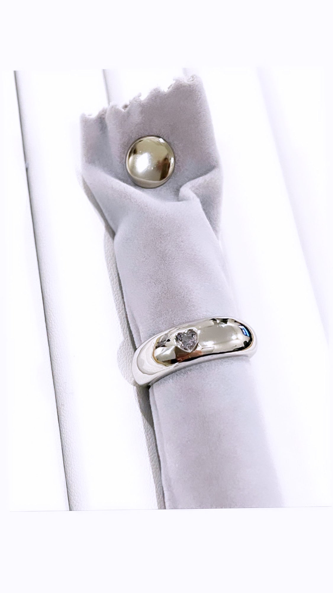 Glossy Dome Heart Rhodium Ring