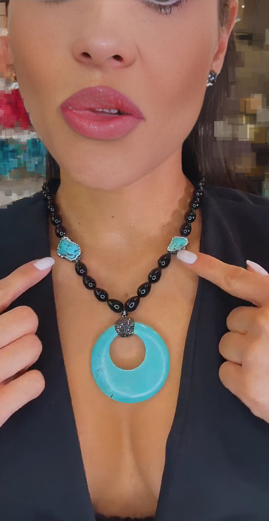 Turquoise Donut 10MM Black Glass Pearl Necklace
