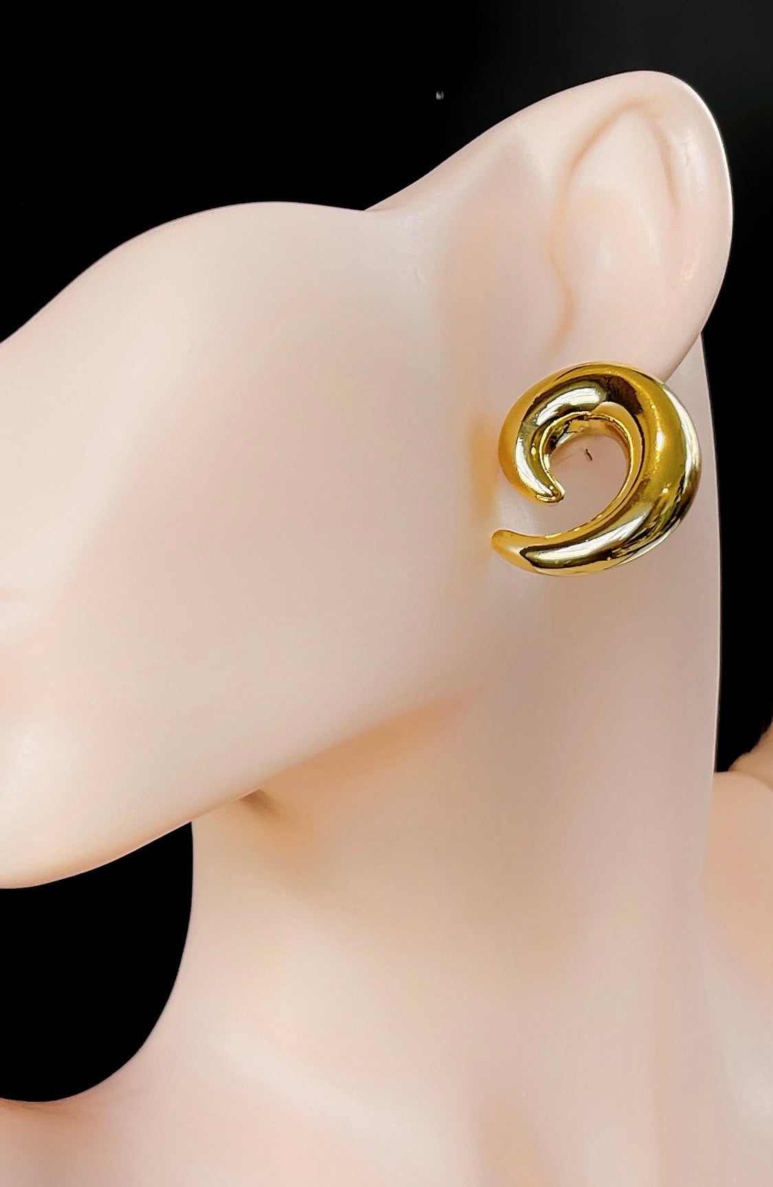 Swirl C Earring