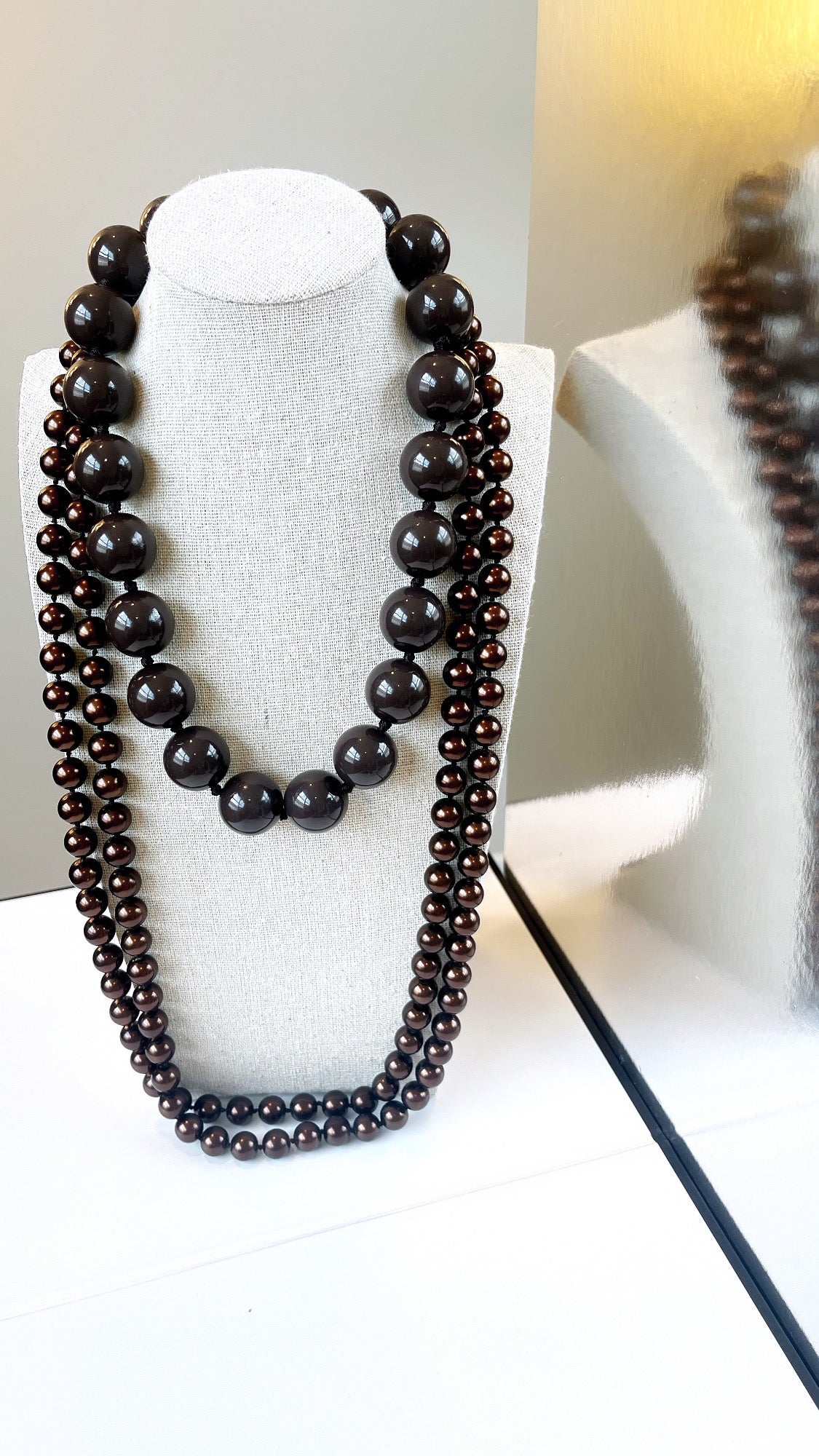 Resin 20MM Brown Balls Necklace