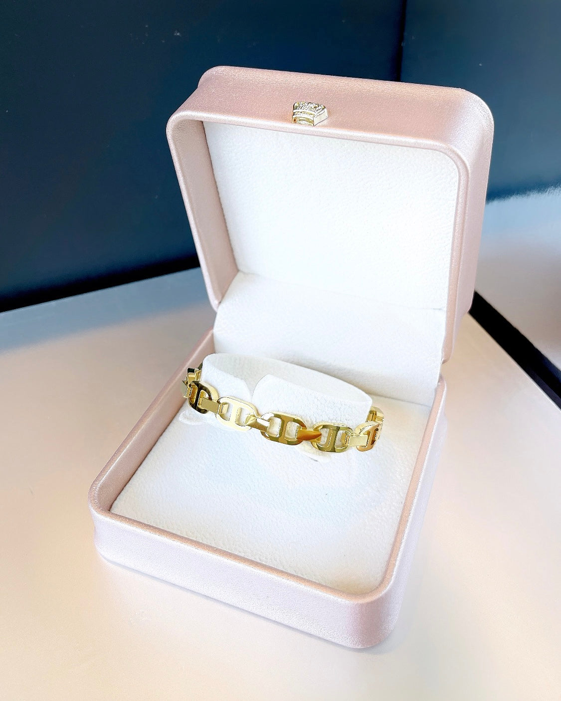 H Designer Link Bangle Bracelet