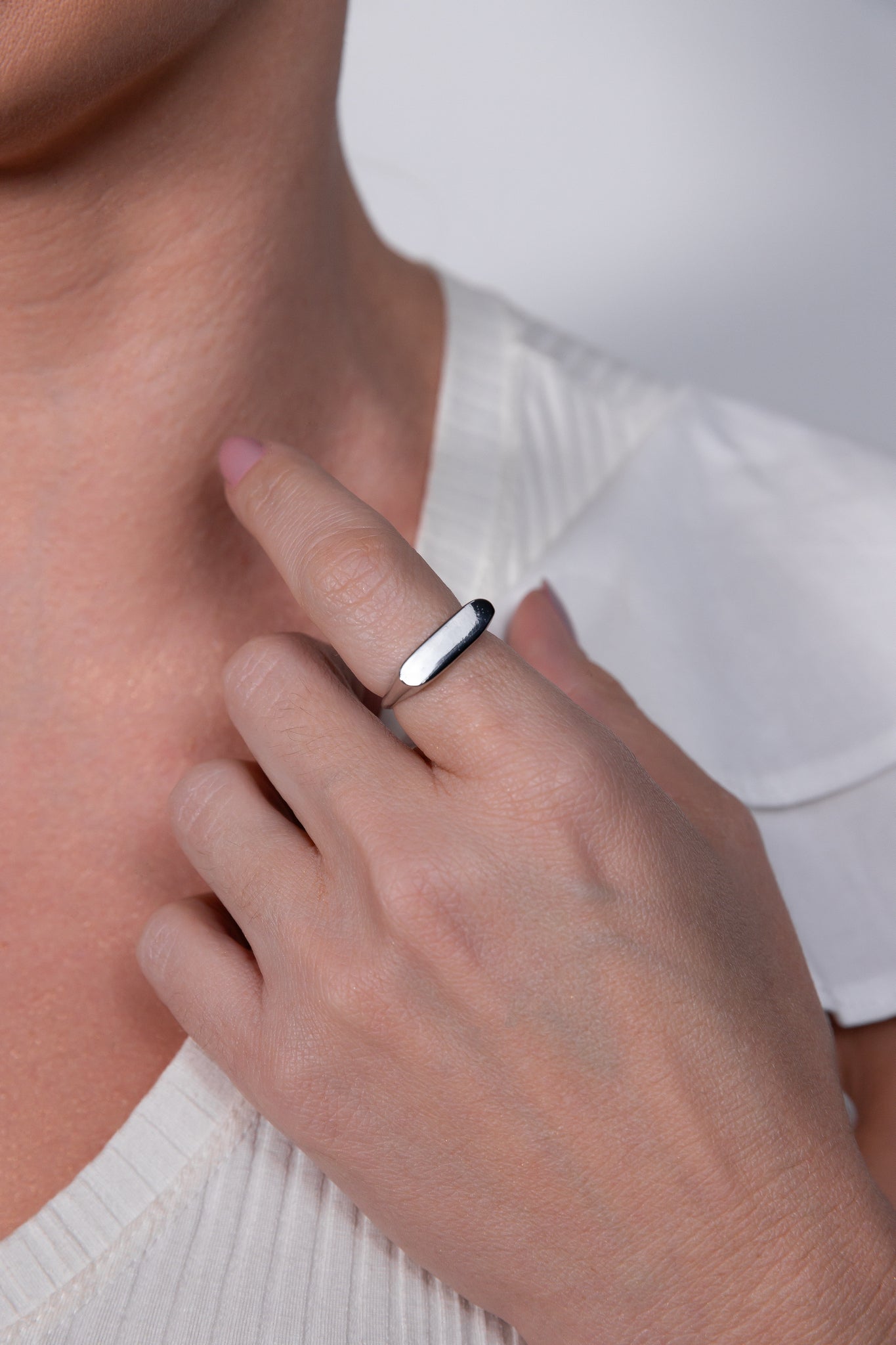 Glossy Squared Rhodium Ring