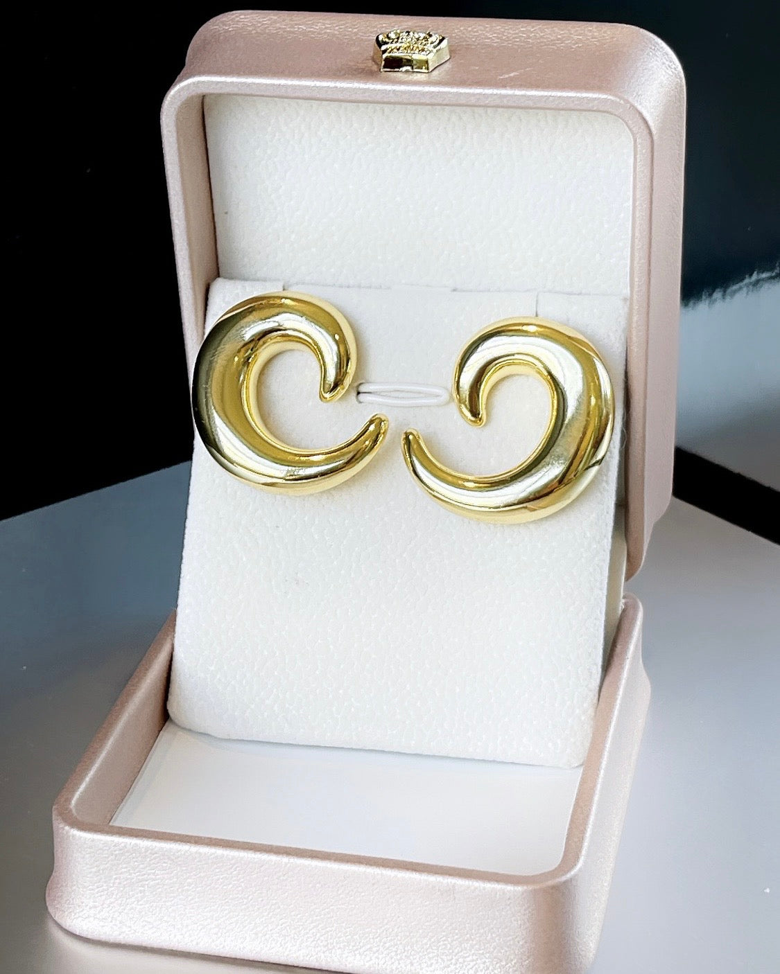 Swirl C Earring