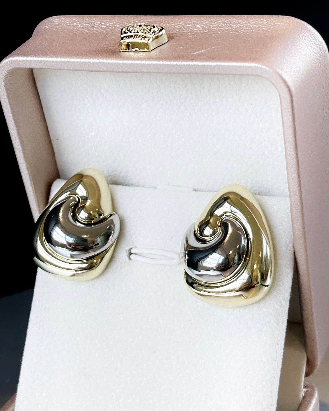 Swirl Mix Metal Earring