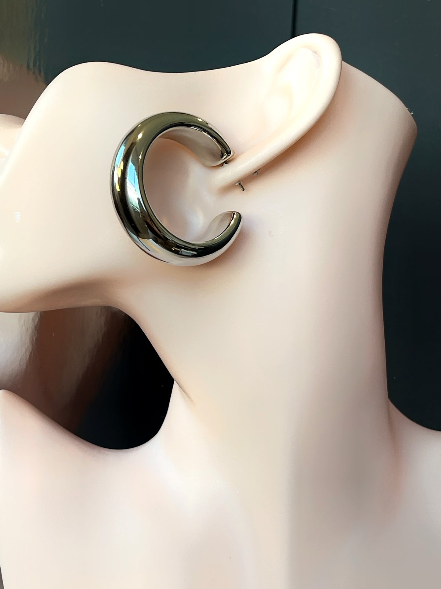 Maxi Tube Rhodium Hoop Earring