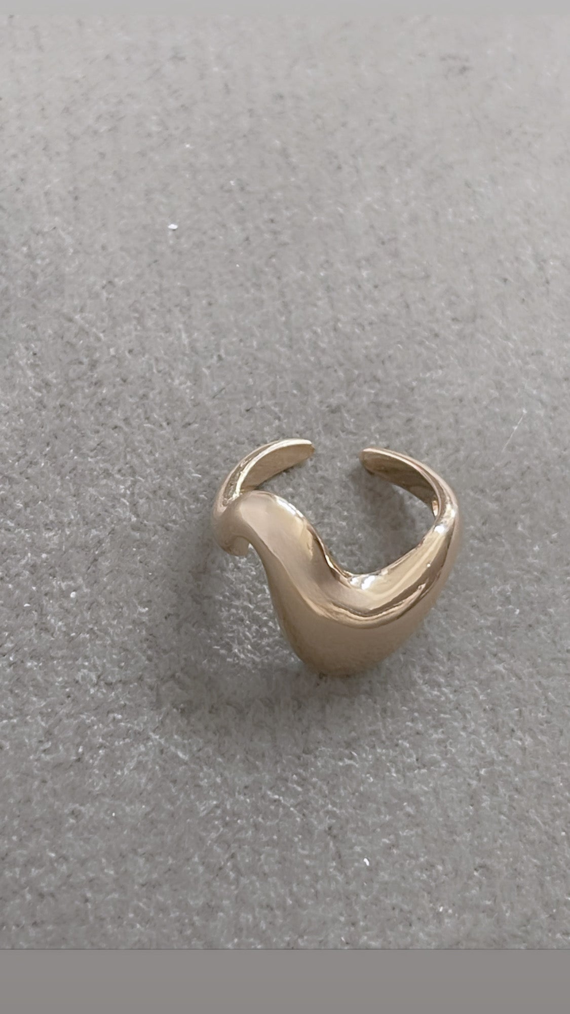 Glossy Organic Open Ring