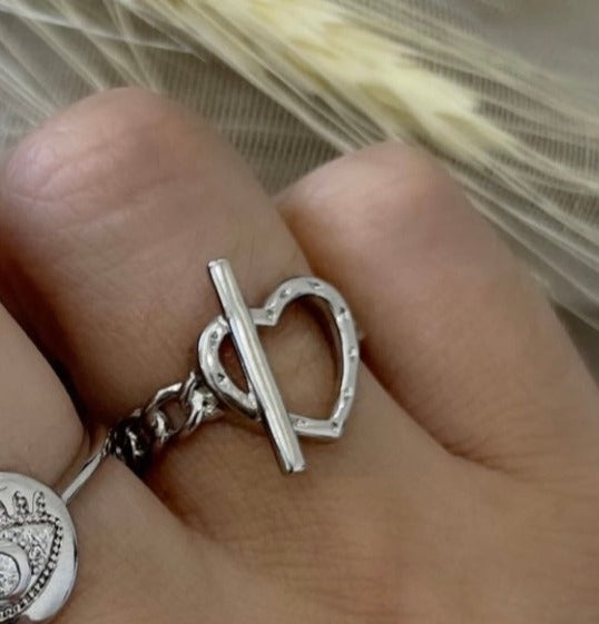 Heart & Links Rhodium Ring