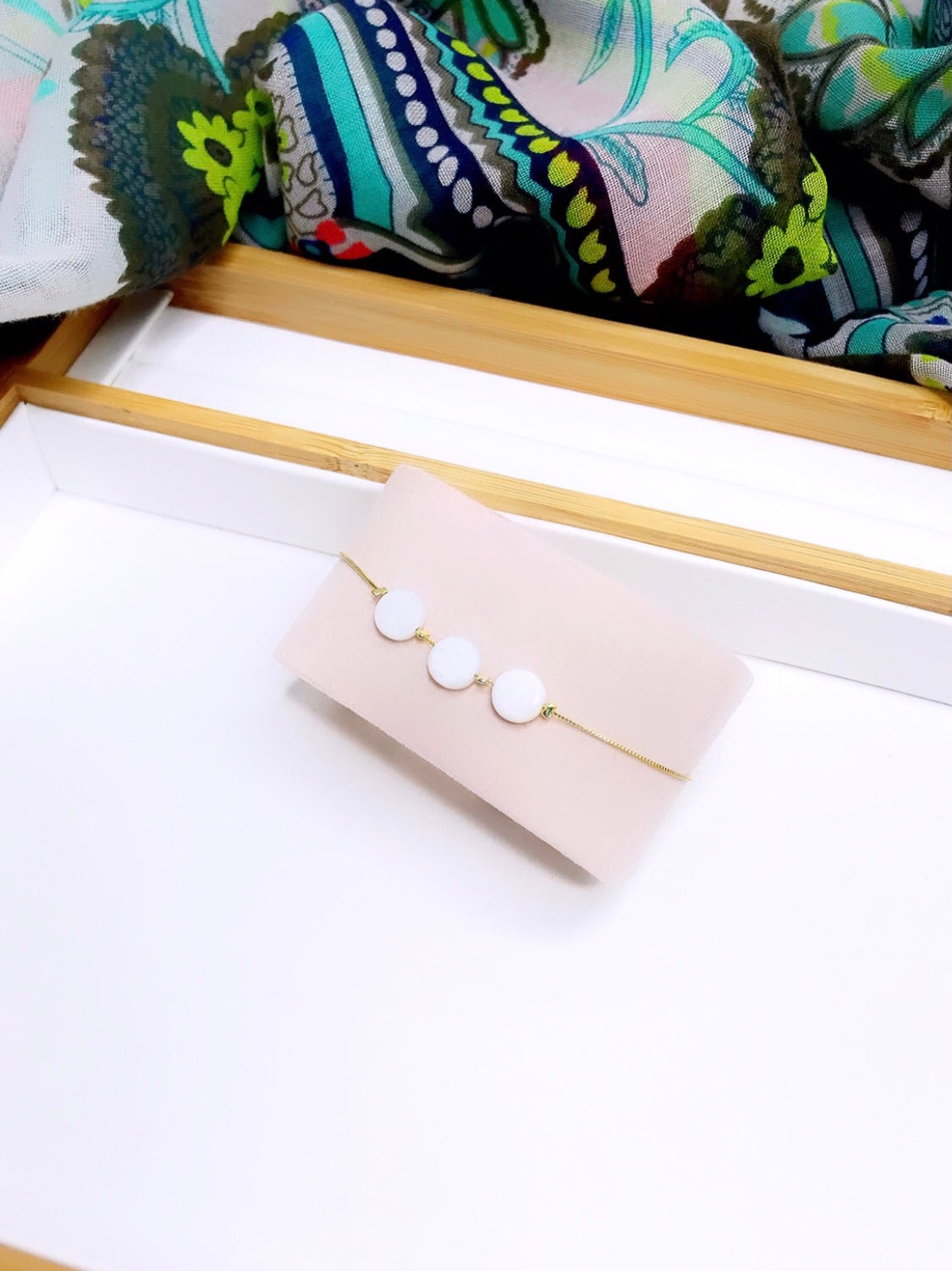 Flat Mother Pearl Bracelet