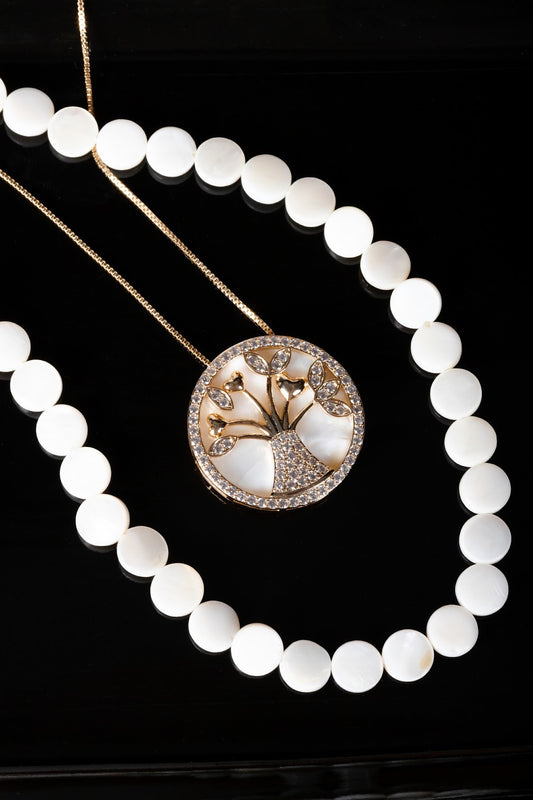 Flat Mother Pearl Choker Necklace