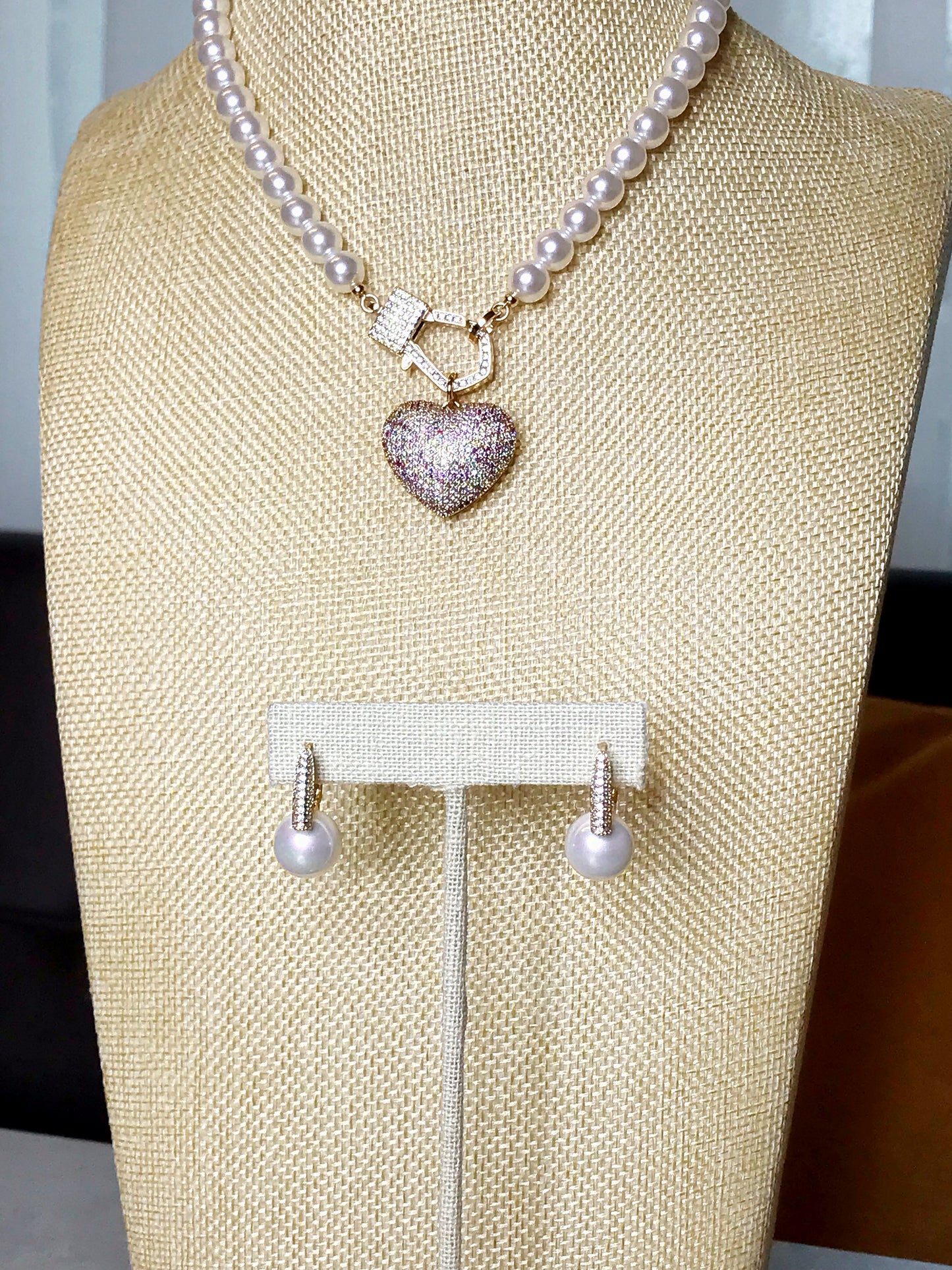 Luxury Pearl Necklace Pave Heart