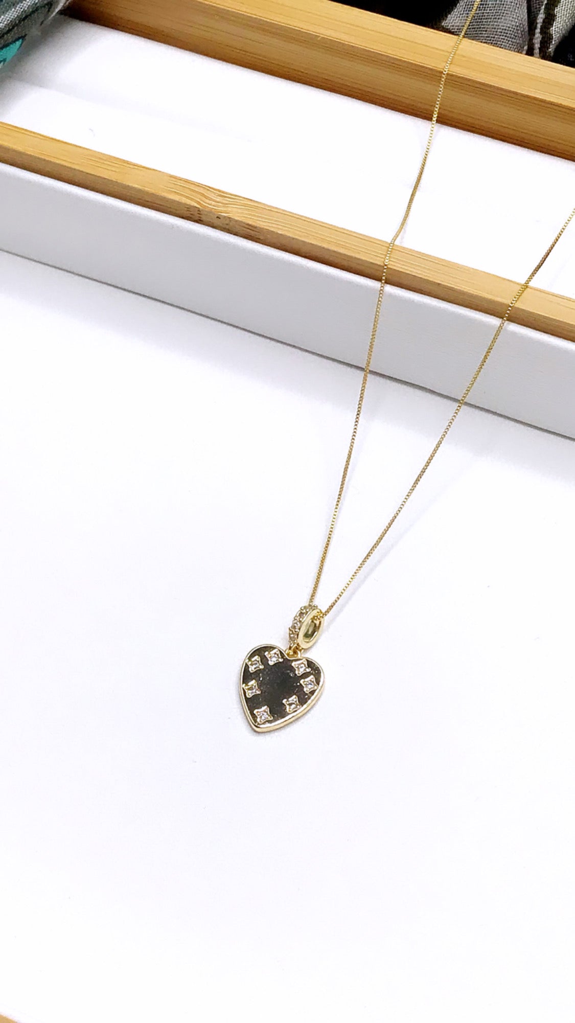 Delicat Sparkle Heart Necklace