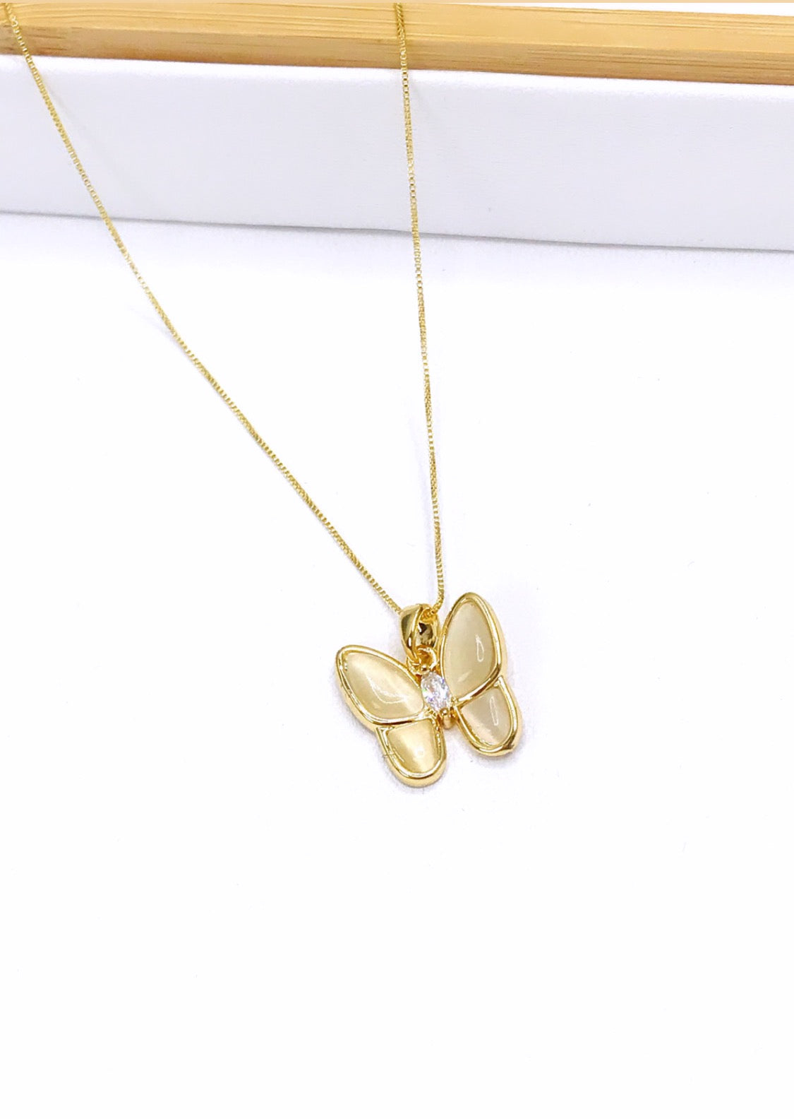 Delicat Butterfly Necklace