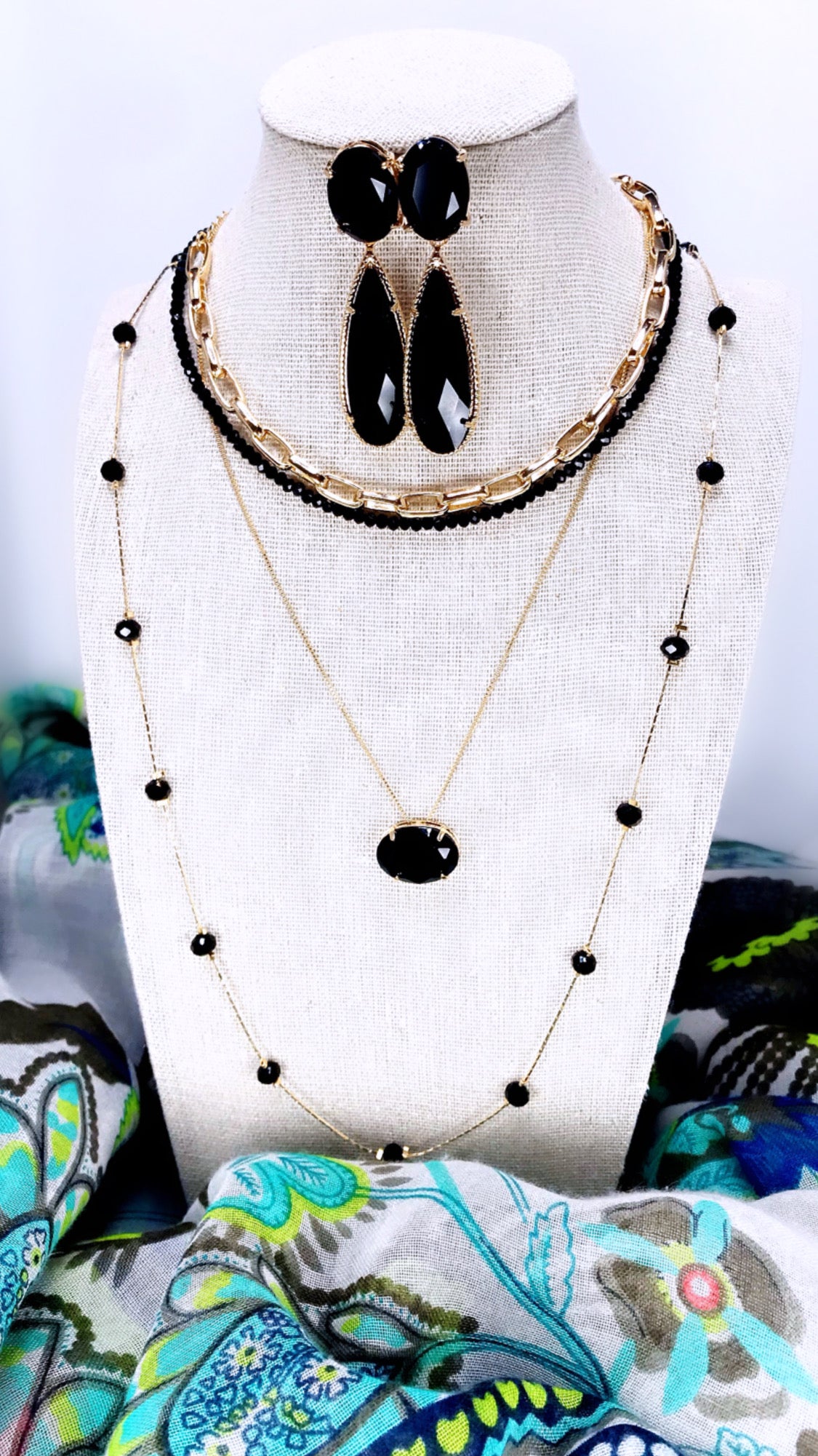 Onyx Black Crystal Gem Necklace and Earring Set