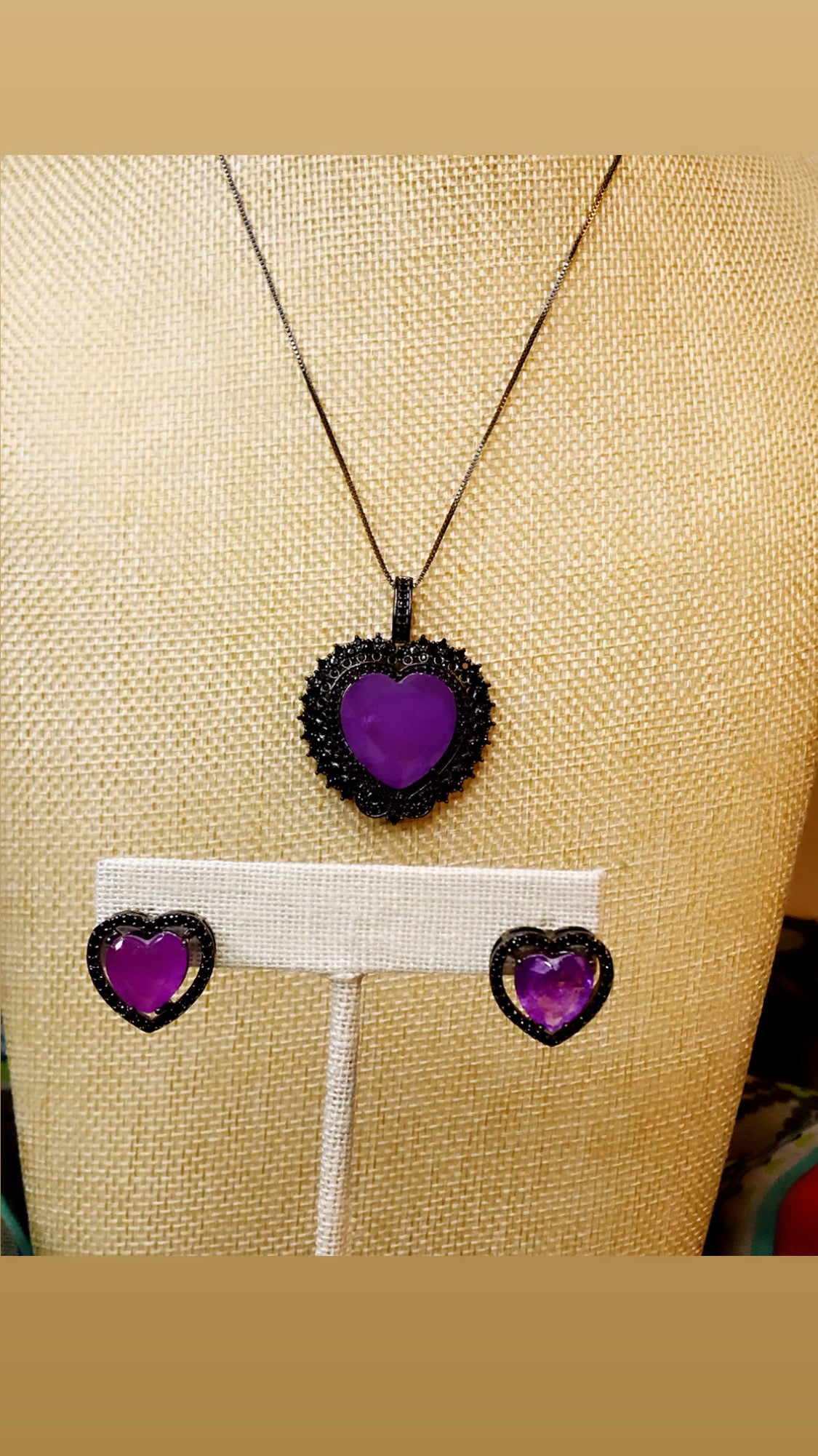 Maxi Purple Heart Necklace LabGemstone