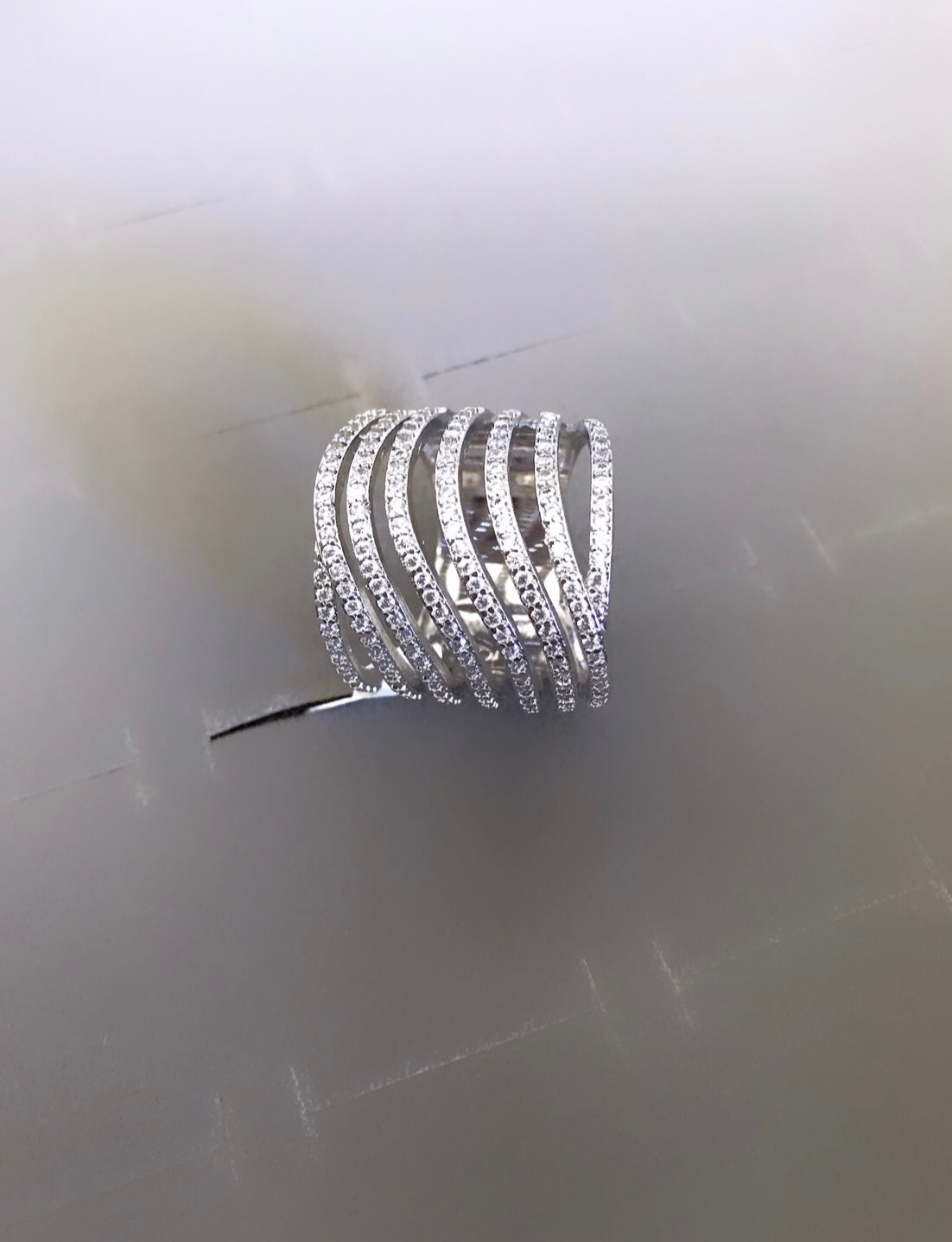 Maxi Wave Rhodium Ring