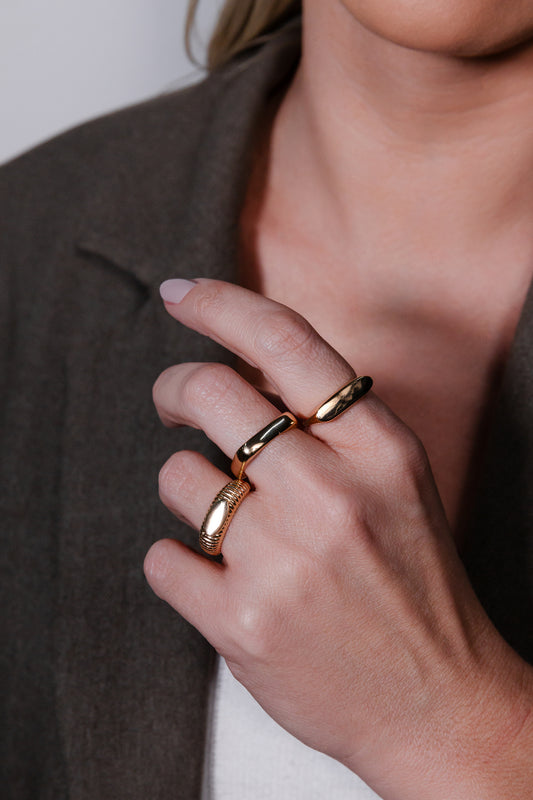 Glossy Squared Ring