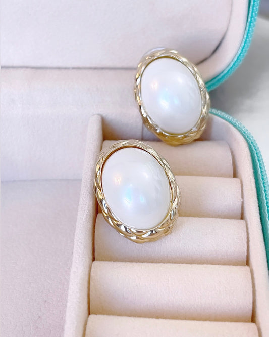 Pearl Button Earring