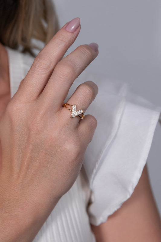 V Shape Heart Ring