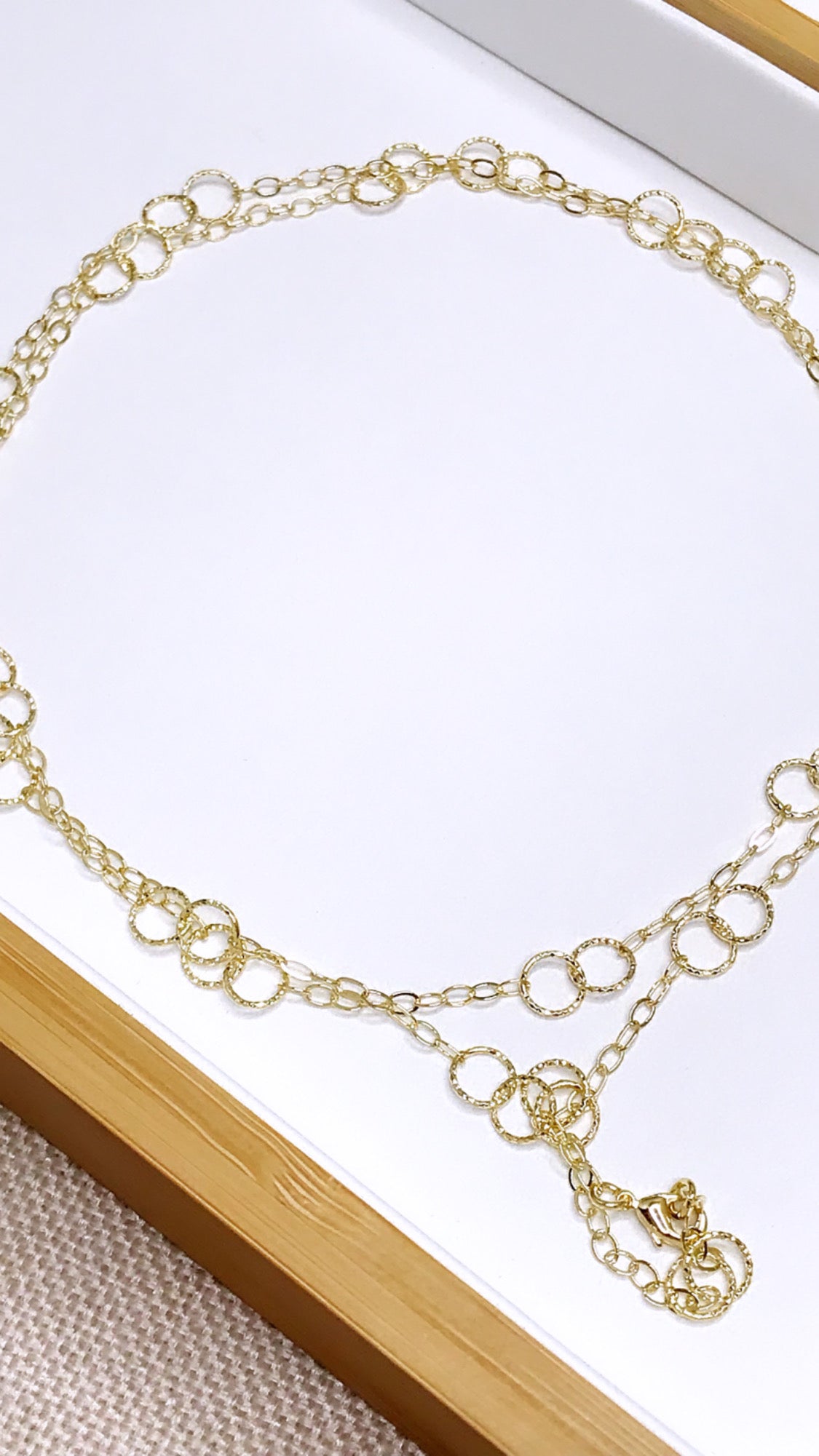 Long Shiny Circles Necklace