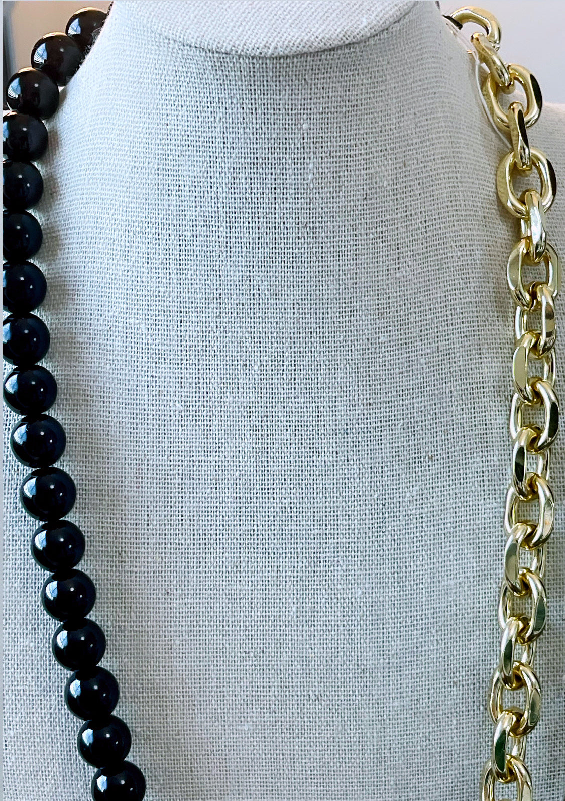 Black Glass Agate and Link Necklace