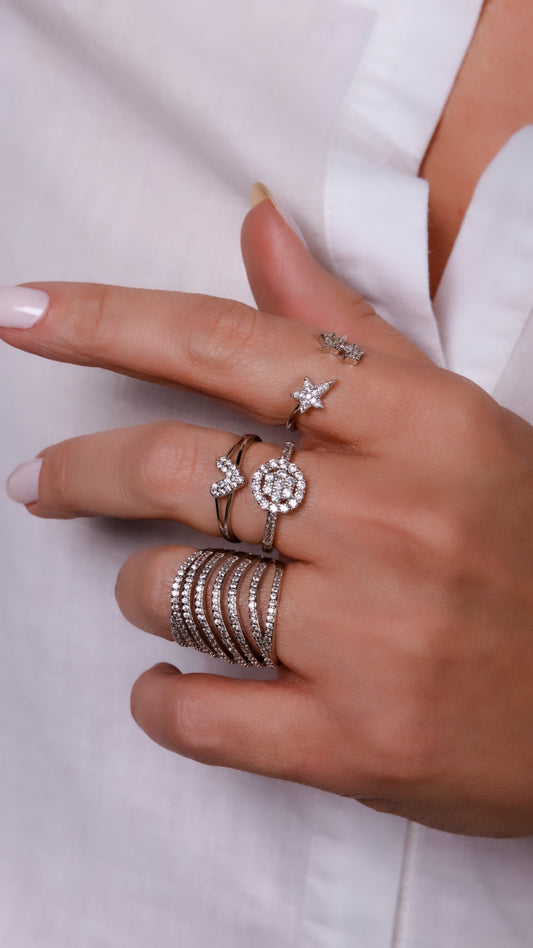 V Shape Heart Rhodium Ring