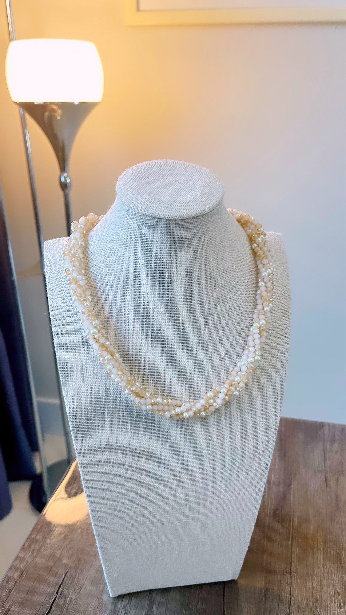 Pearl Coating Nude Torsade Necklace