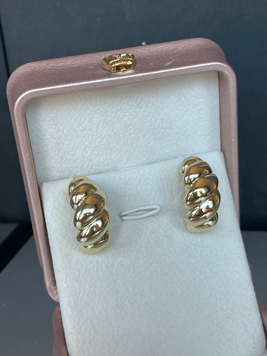 Croissant Earring Hoop