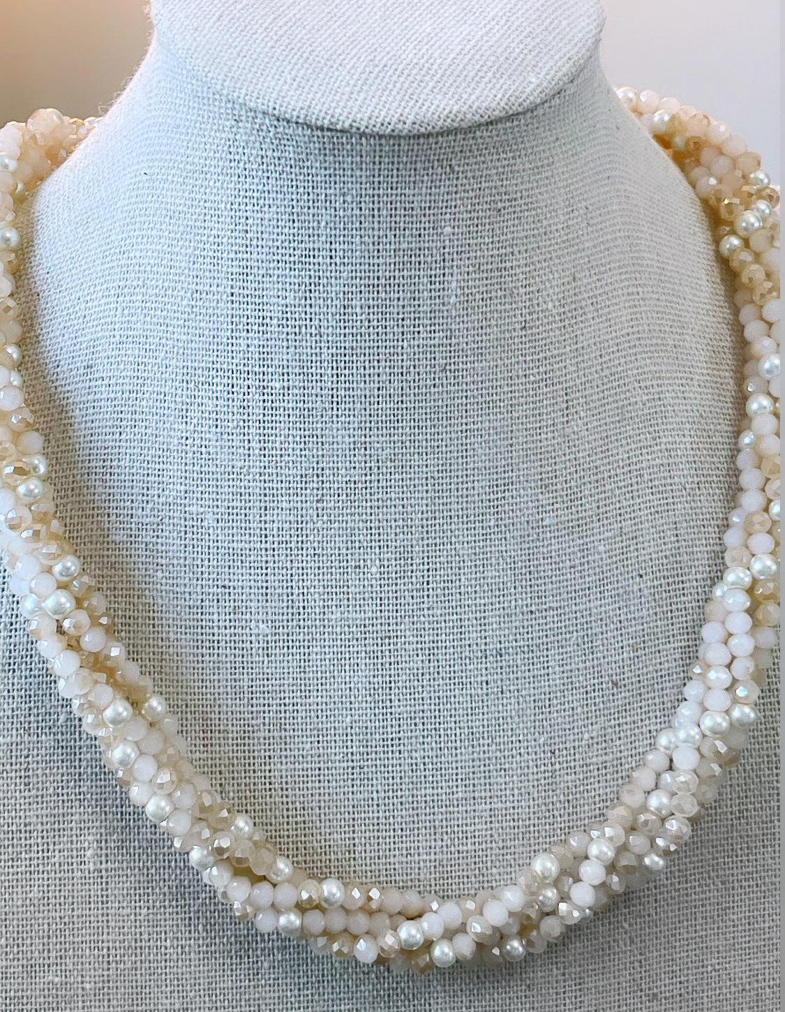 Pearl Coating Nude Torsade Necklace