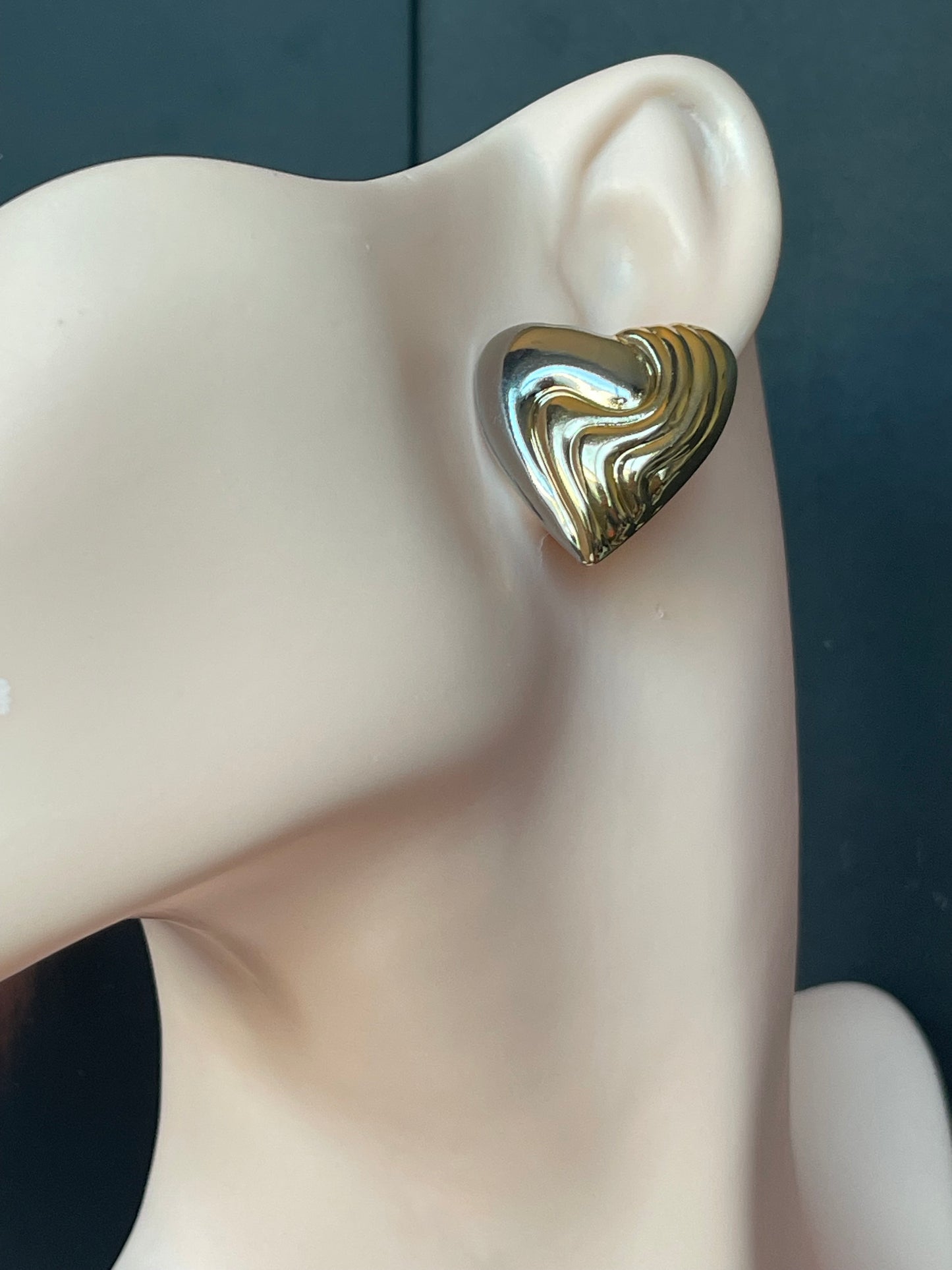 Swirl Mix Metal Heart Earring