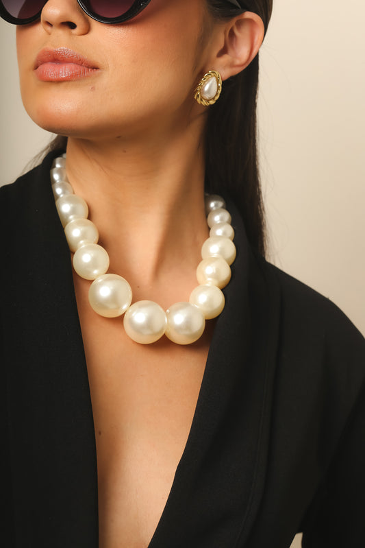 Droplet Pearl Framed Button Earring