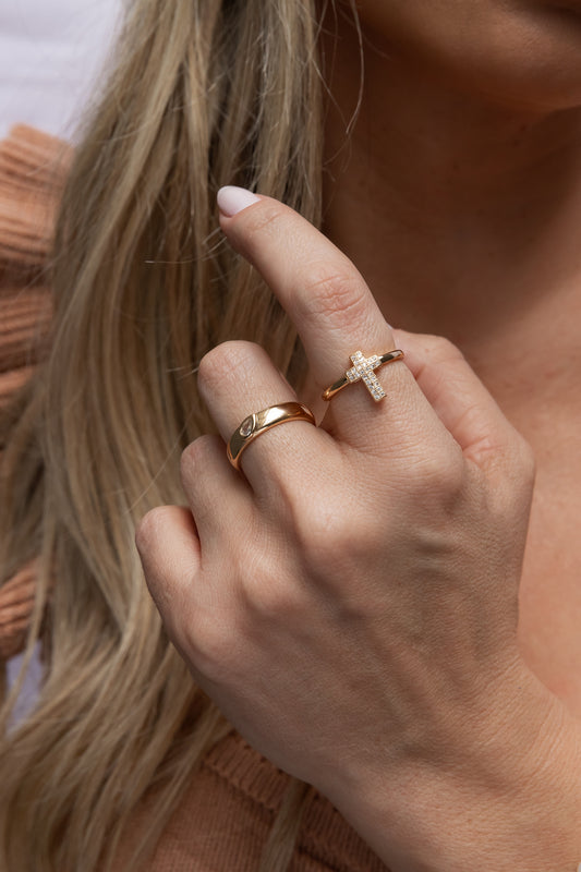 Sleek Zirconia Drop Band Ring