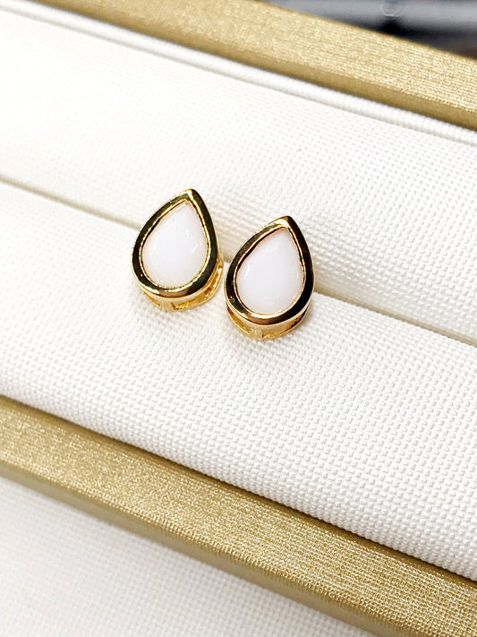 Droplet White Earring