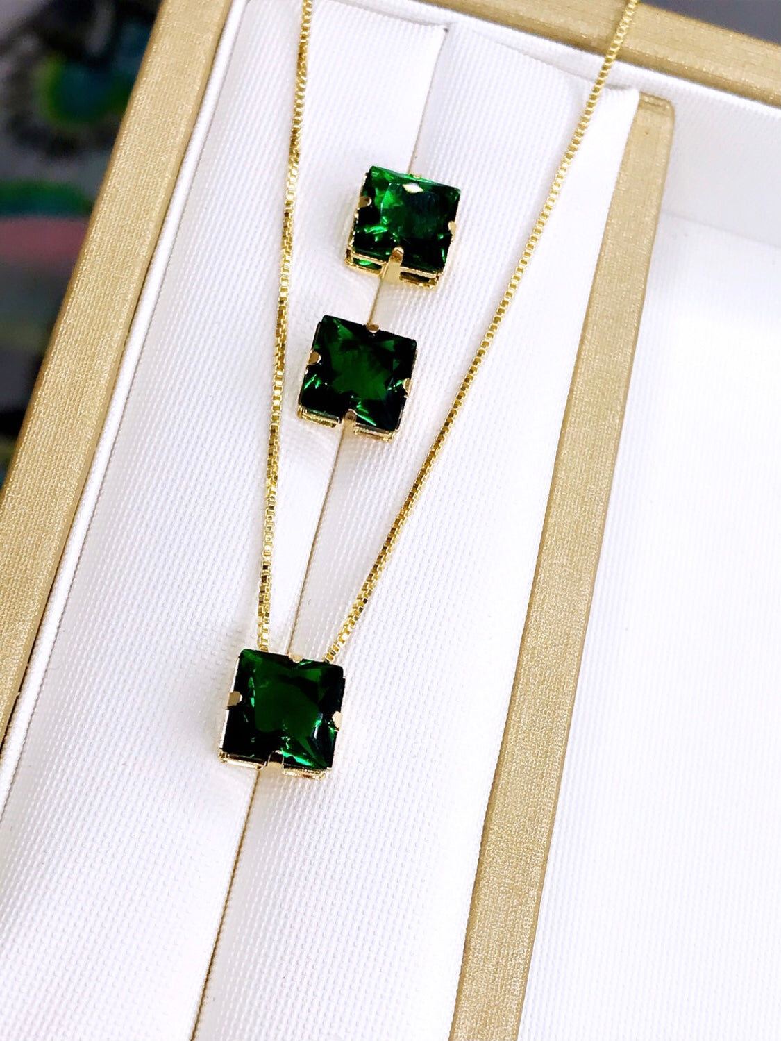 Squared Green Zirconia Necklace and Earring Set