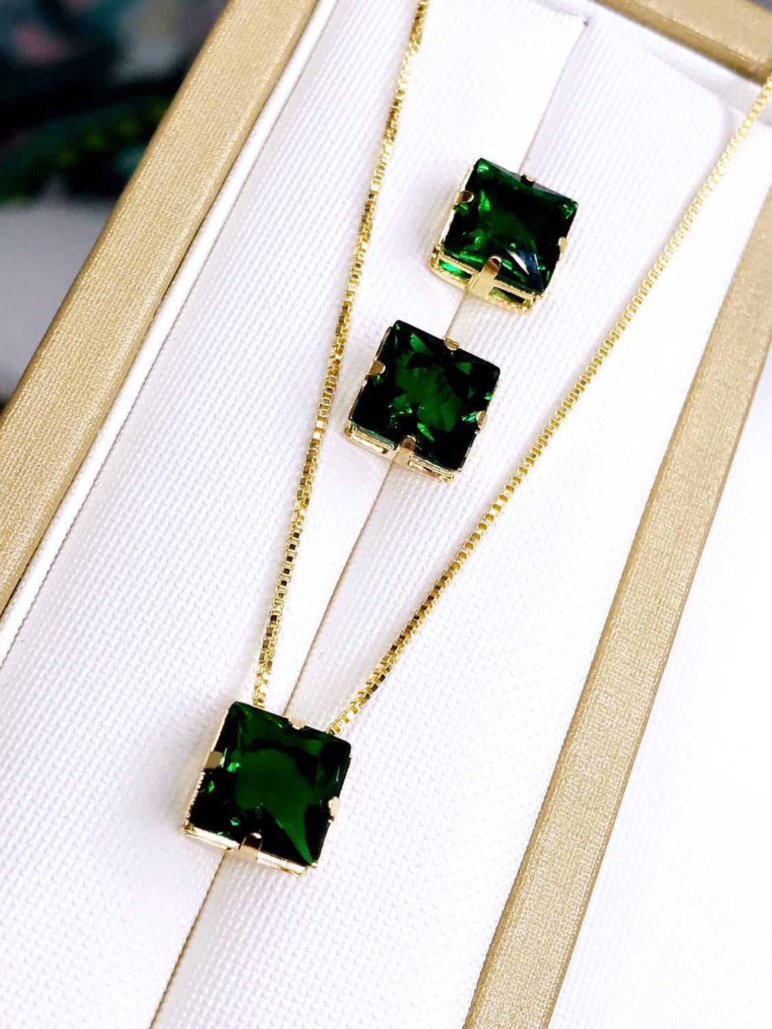 Squared Green Zirconia Necklace and Earring Set