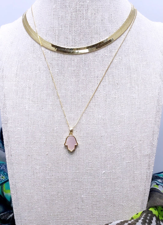 Delicat Mother Pearl Hamsa Necklace