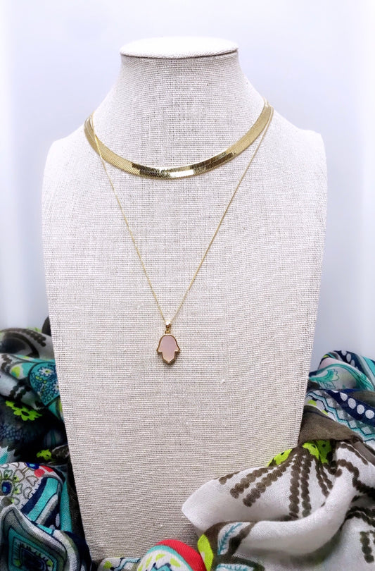 Delicat Mother Pearl Hamsa Necklace