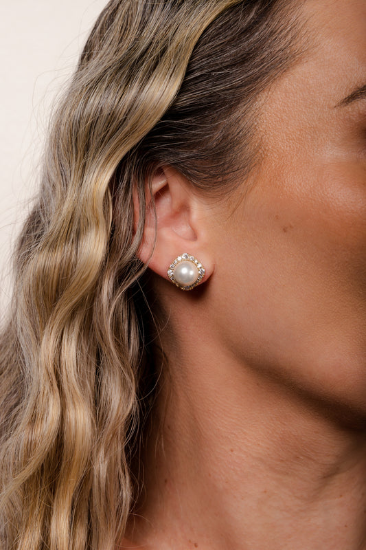 The Mermaid Pearl Earring