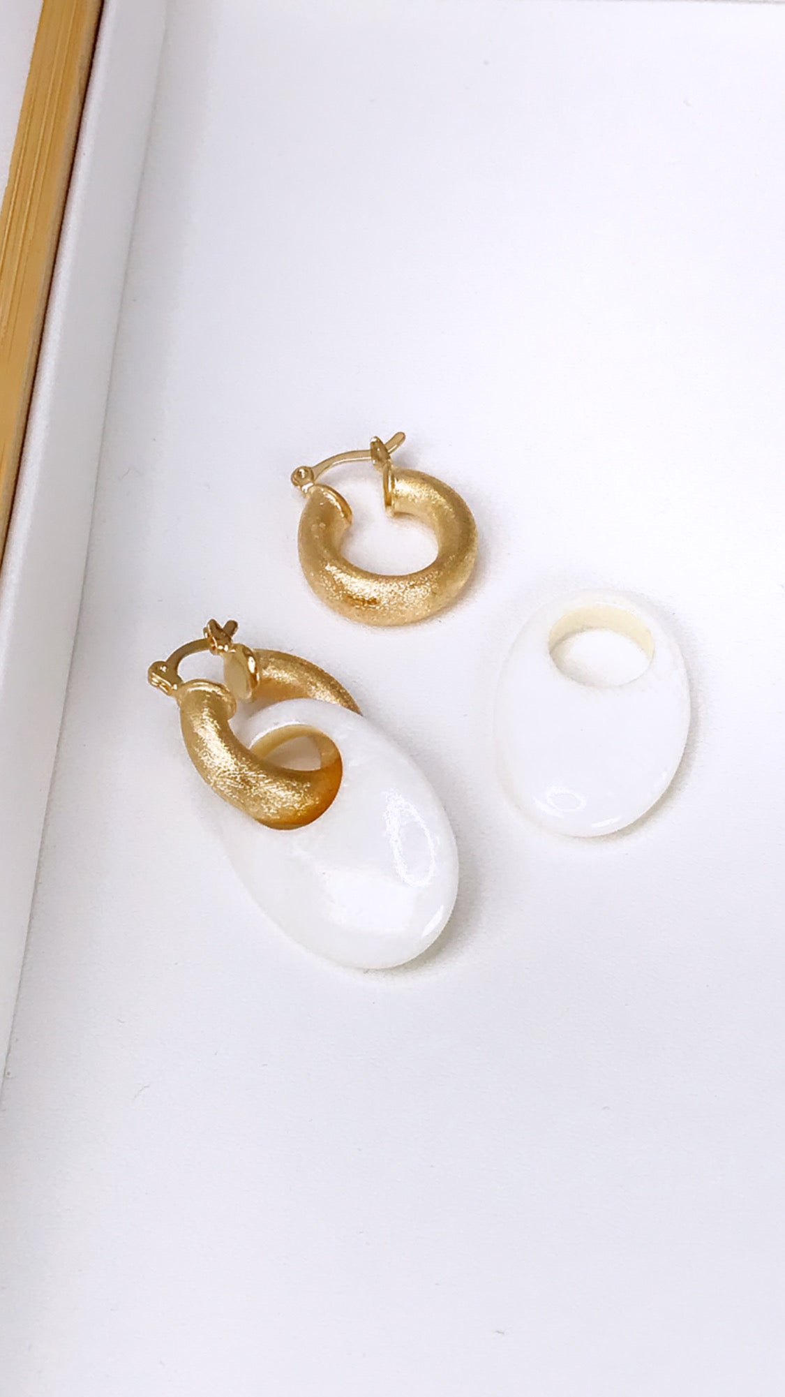 Mother Pearl 2 in 1 Hoop